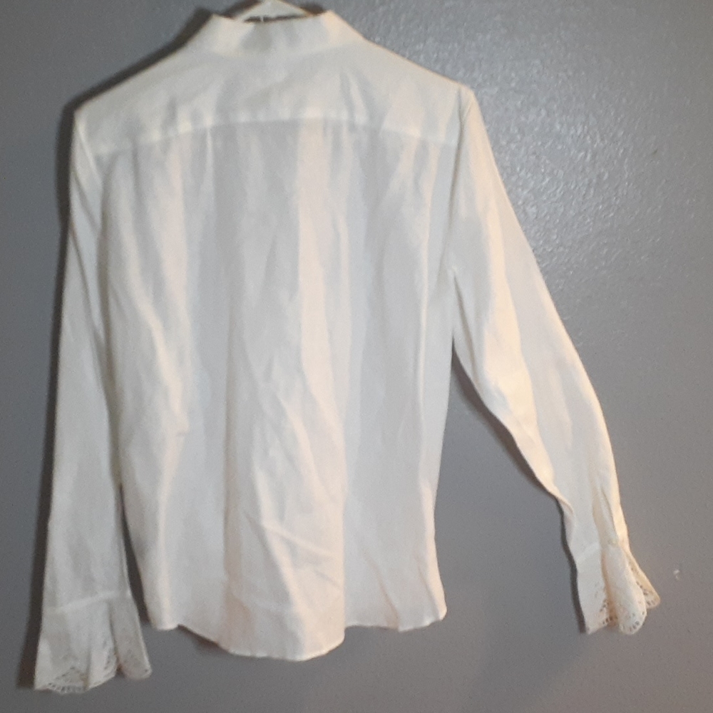 White button up - Picture 2 of 3